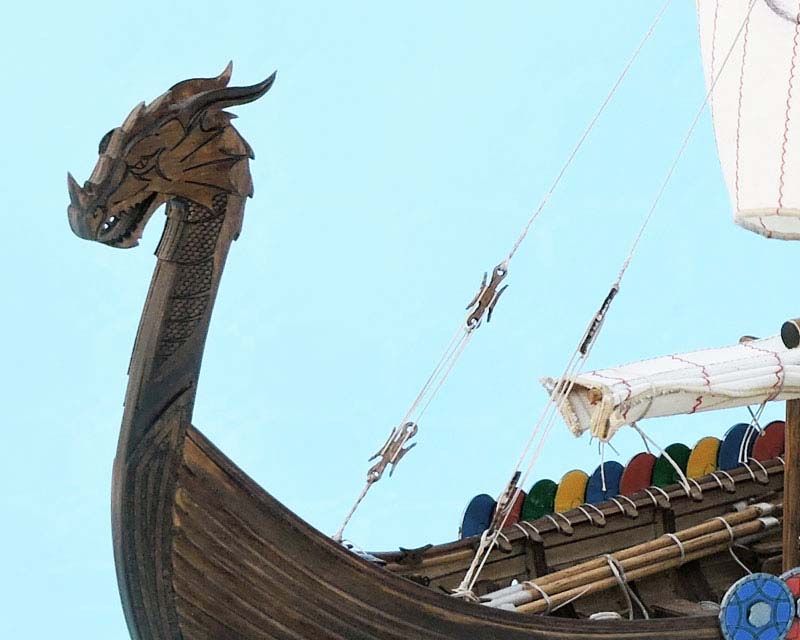 Vikingeskip Dreki. Byggesett i skala 1:40: 600 mm.